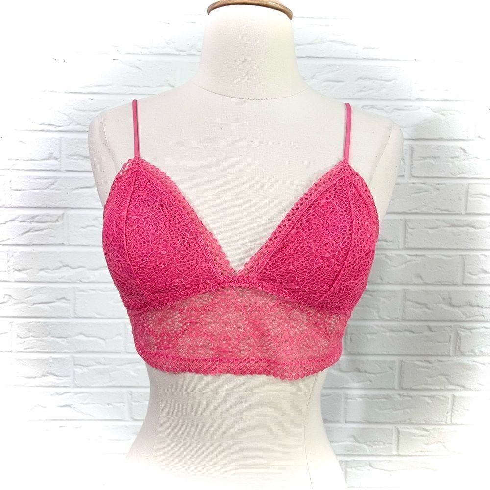 🚨4/$25 Victoria’s Secret Pink Lace Bralette Size Medium